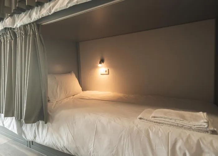 Hostel Paredes Surf House Pataias